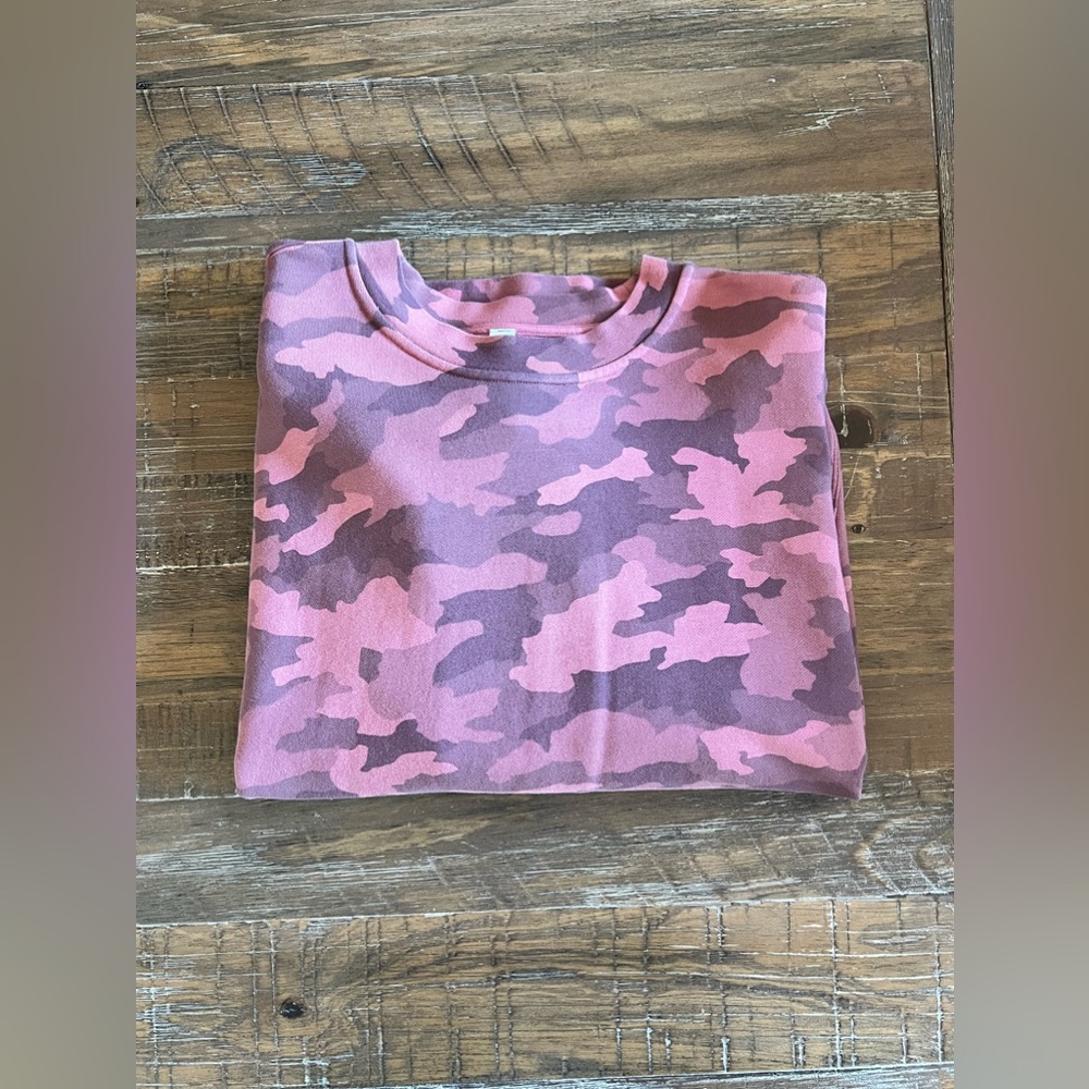 Lululemon perfectly oversized crew